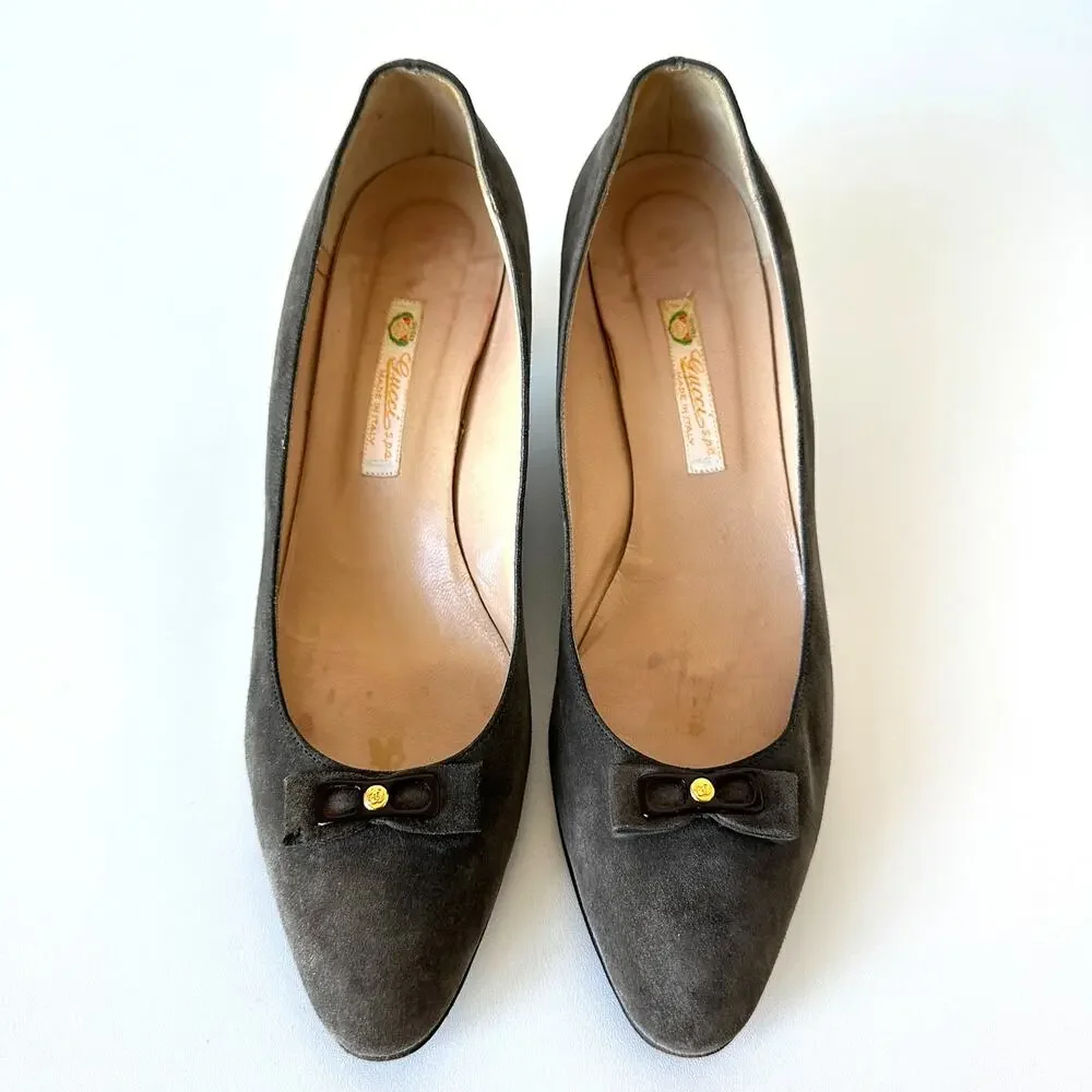 Gucci 1983 Vintage Grey Suede Bow Logo Kitten Heel Size 38 AA